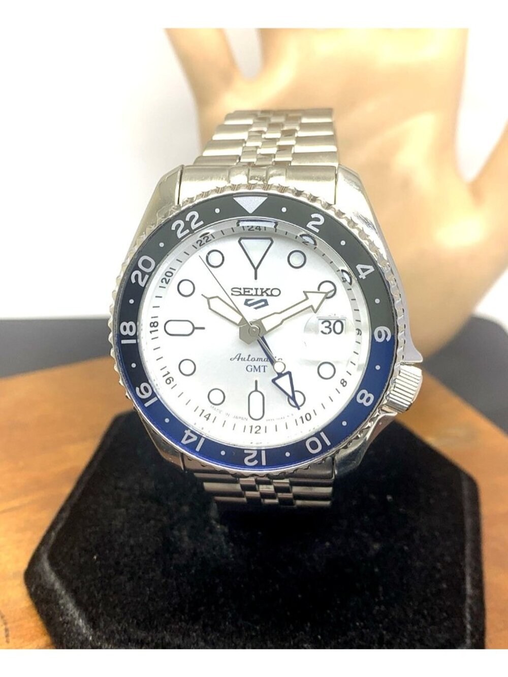 Seiko 5 Sports Men's Watch SSK033 GMT Automatic Silver Dial Stainless Steel 42mm